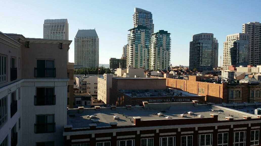 Foto principal - 450 J St