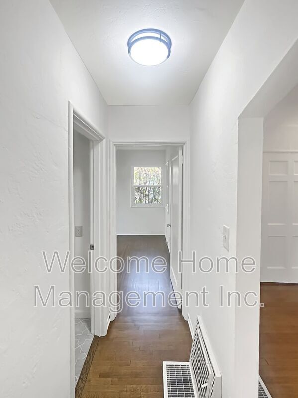 Foto del edificio - 5808 Estates Dr