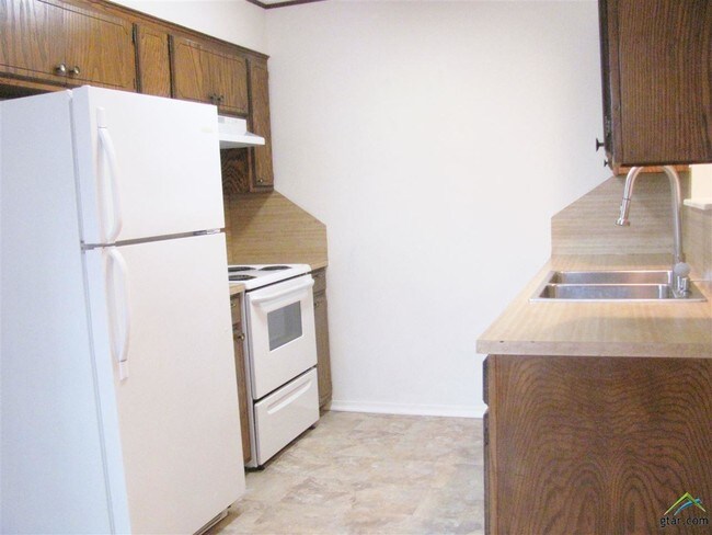 Foto del edificio - 13331 Rhudy Dr