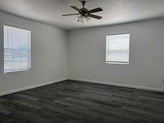 Foto del edificio - 4400 N Swede Ln
