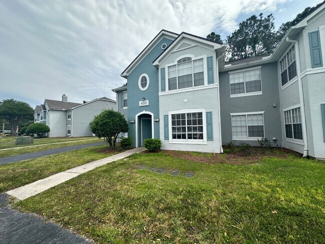 Building Photo - Cobblestone at Eagle Harbor Gem, Time to T...
