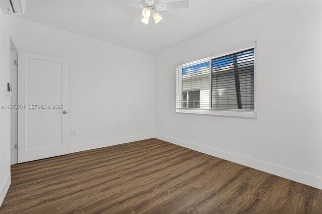 Foto del edificio - 319 80th St