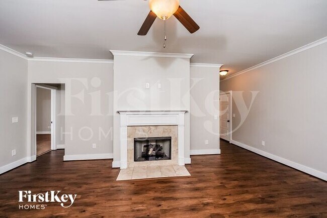 Building Photo - 5557 Park Side Rd