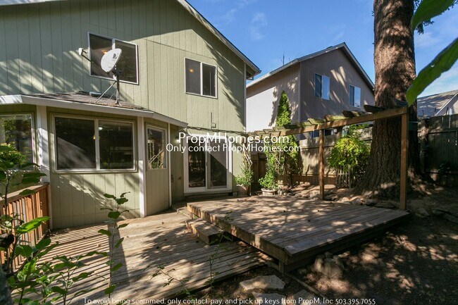 Building Photo - Alluring Three Bedroom Home In SW Tigard! ...
