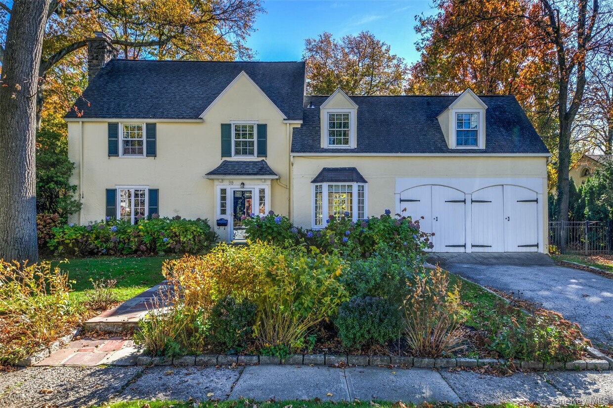 Foto principal - 95 Edgewood Ave