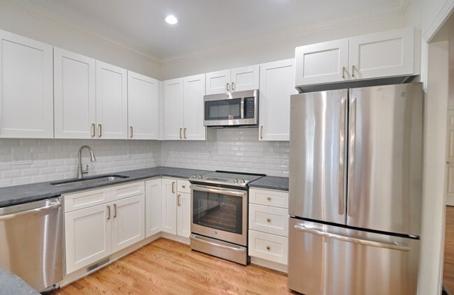 Photo - Delightful in Downing Creek House