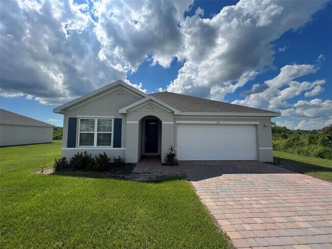 Foto del edificio - 341 Tandil St