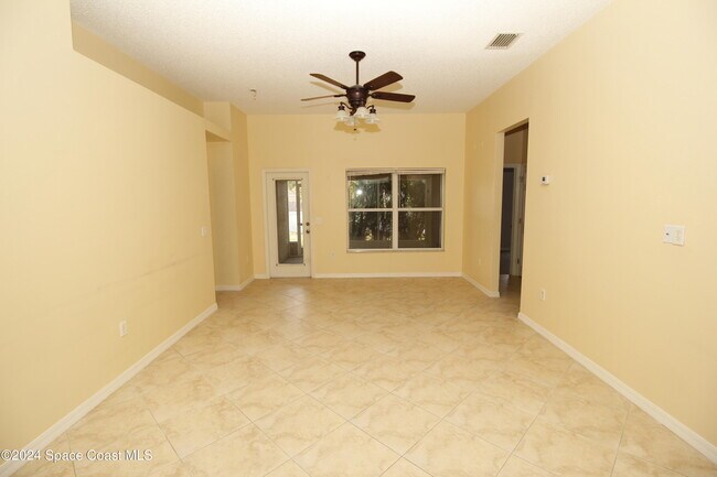 Foto del edificio - 798 Bryant Rd