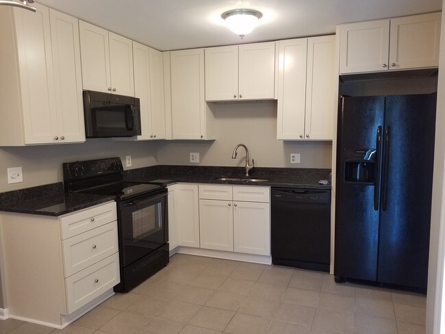 New Kitchen - 524 Wessinger St