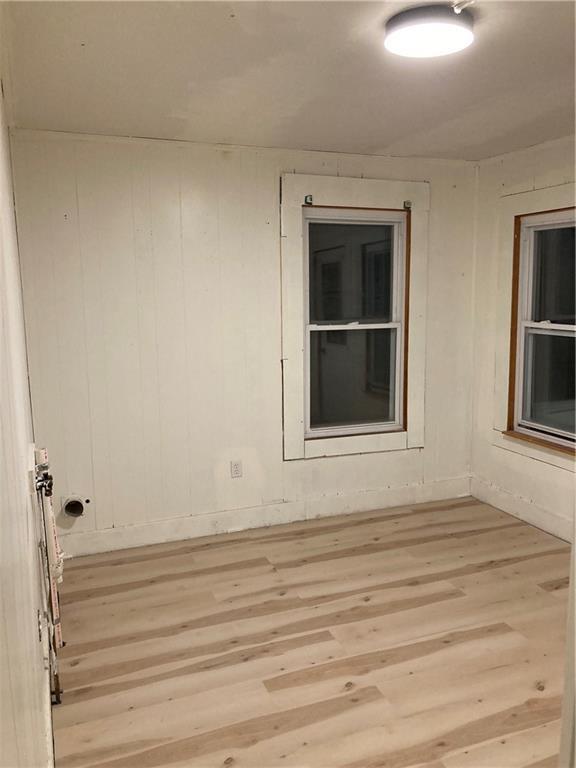 Building Photo - 82 Pierce St
