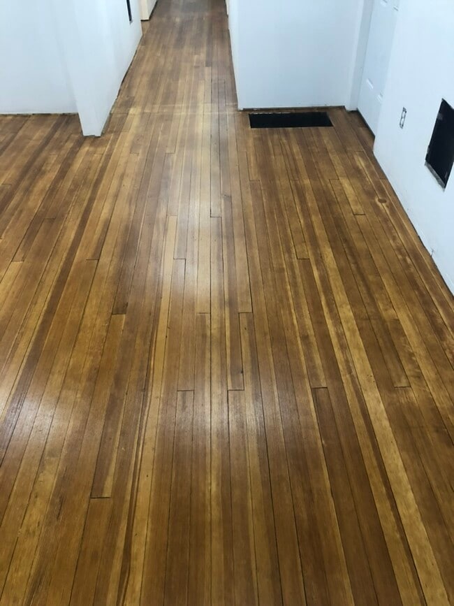 Hallway - 16 Avenue E