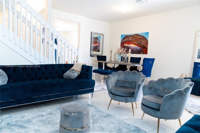 Foto del edificio - 3 br, 2.5 bath House - 10599 W 33rd Ct