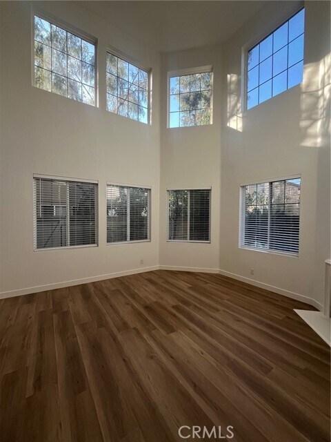 Building Photo - 307 Rathbourne