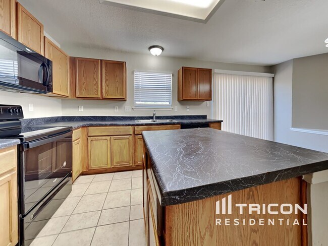 Foto del edificio - 6631 Arbor Farm