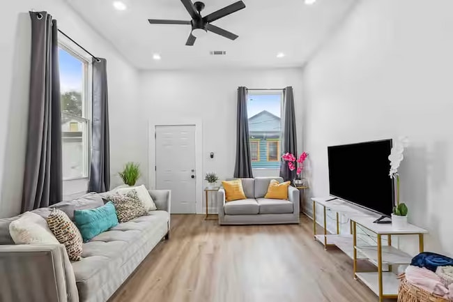 Photo - 1745 N Rocheblave St House