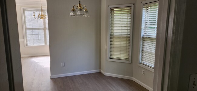 Foto del edificio - 329 Horsehill St