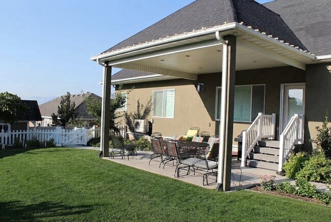 Foto del edificio - 3474 Wade Ln