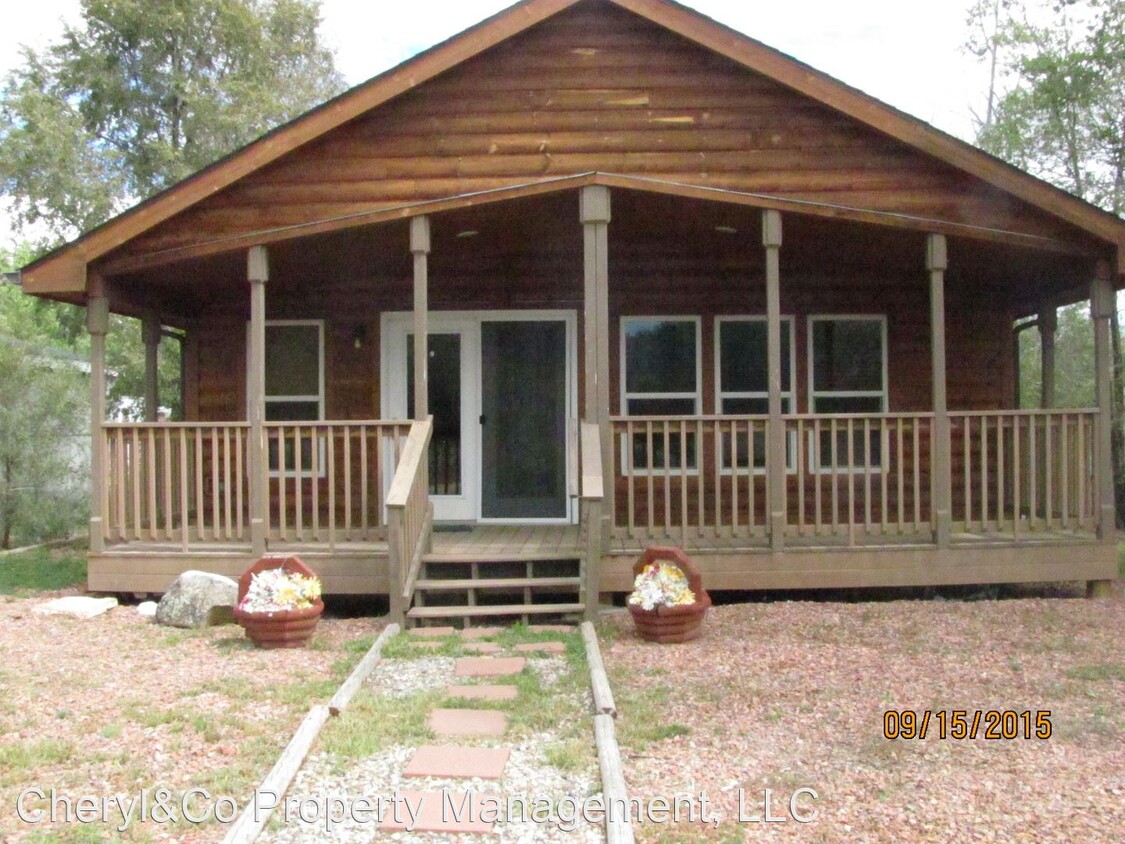 Primary Photo - 3 br, 2 bath House - 480 Denver Ave -