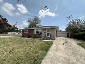 Building Photo - 1137 N Jay Ave