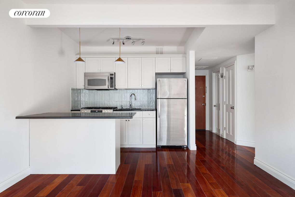 Foto principal - 287-289 Grand St