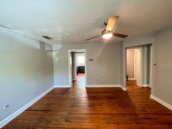 Foto del edificio - 204 NW 18th St