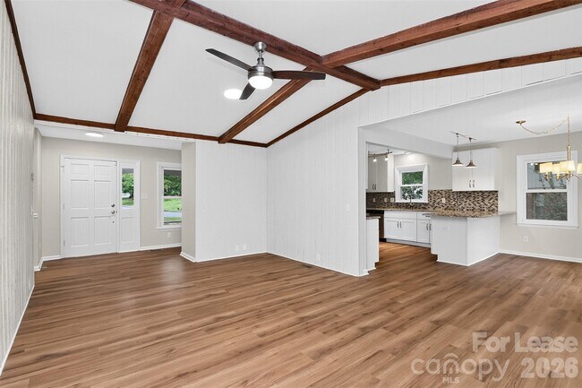 Foto del edificio - 11122 5 Cedars Rd