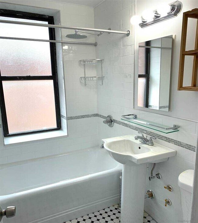 Foto del edificio - 41-41 41st St