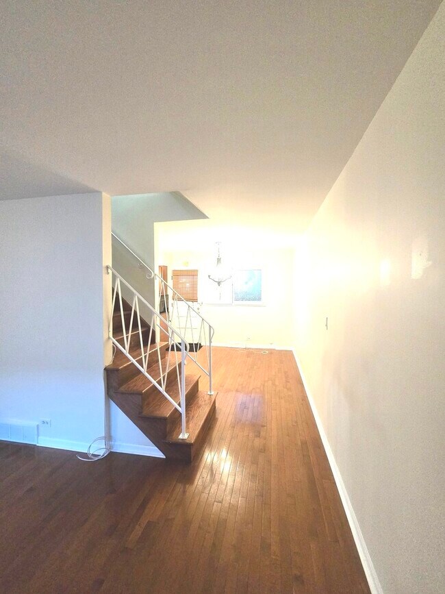 Foto del edificio - 4136 N Kedvale Ave