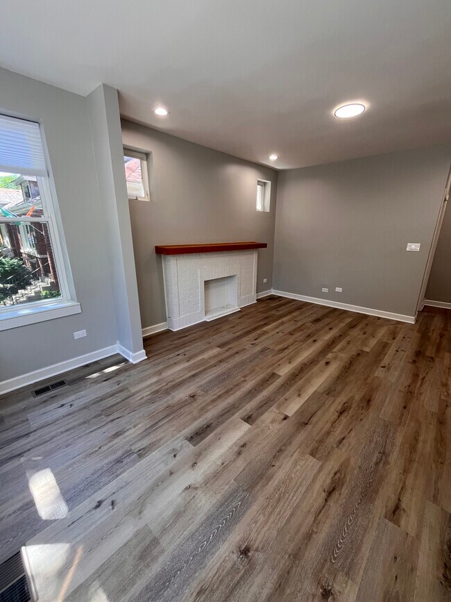 Foto del edificio - 4048 N Richmond St