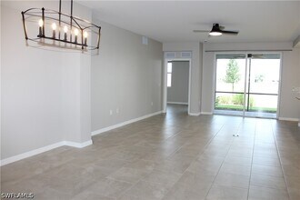 Building Photo - 5661 Melbourne Ct