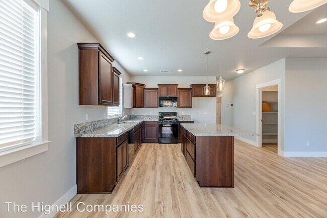 Building Photo - 3 br, 2 bath House - 1390 Bonhurst Dr.