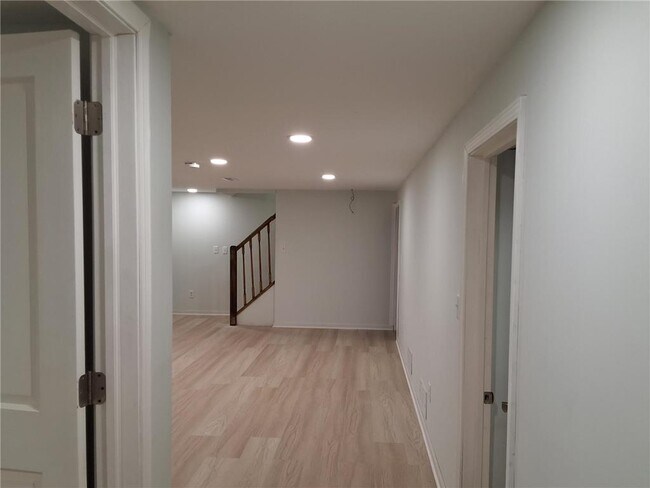 Foto del edificio - 7632 Scott Ave N