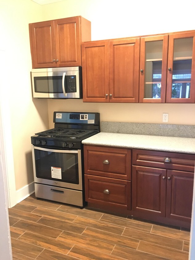 Foto principal - 1712 S Harvard Blvd