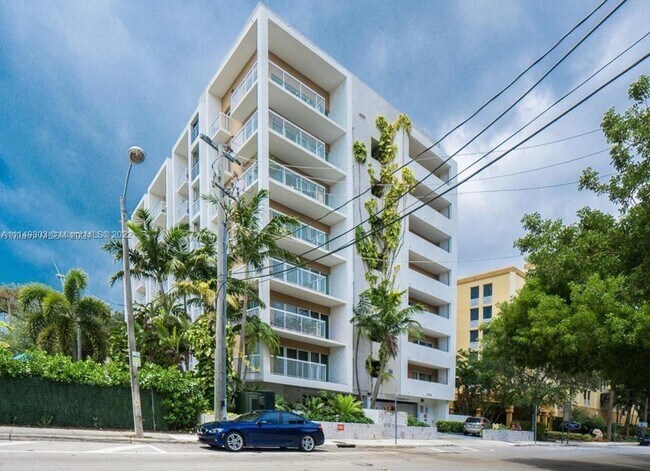 Foto del edificio - 2740 SW 28th Ter