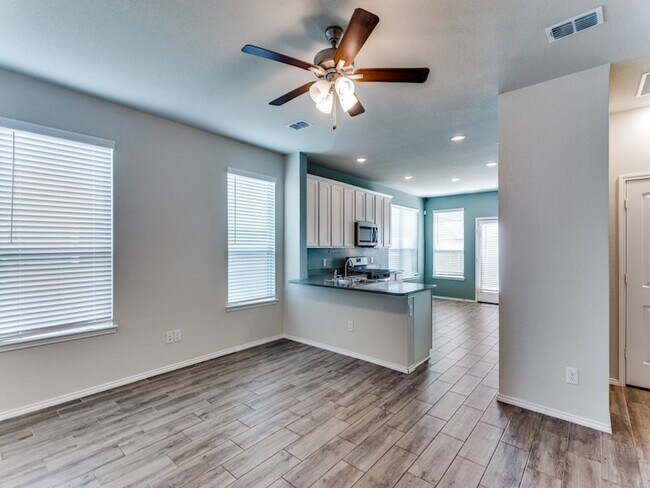 Foto del edificio - 2804 Bursera Ln