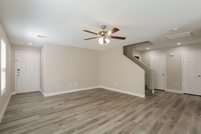 Building Photo - 11086 Verismo St