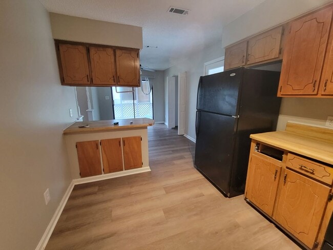 Foto del edificio - 2507 Lowndes Dr