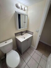 Building Photo - 1505 Crescent Cir