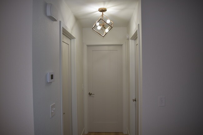 Building Photo - 6587 Rolling Hills Dr