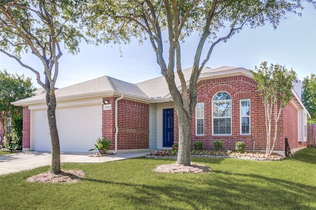 Building Photo - Modern Farmhouse Charm in the Heart of Woodland Springs!