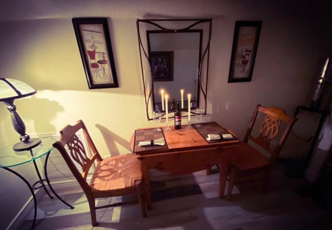 Foto del edificio - 585 Calle De La Rosa