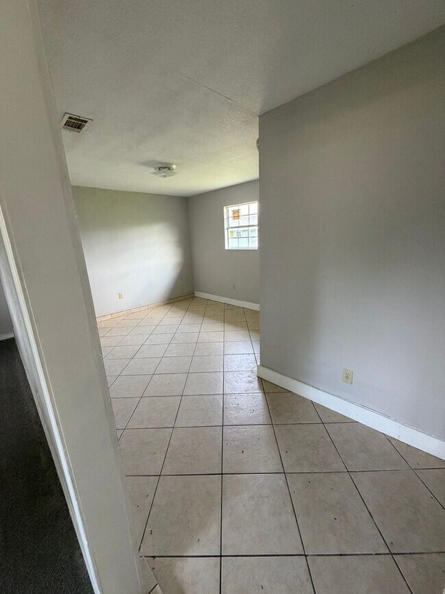 Foto del edificio - 3/4 Bedroom, 1.5 Bathroom Home for Rent!
