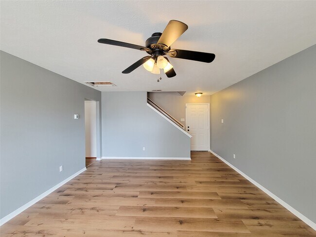 Foto del edificio - 18335 Westlock St
