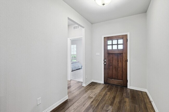 Building Photo - 808 Feather Edge Dr