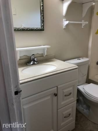 Building Photo - 4 br, 2 bath House - 6101 Walderbrook Rd