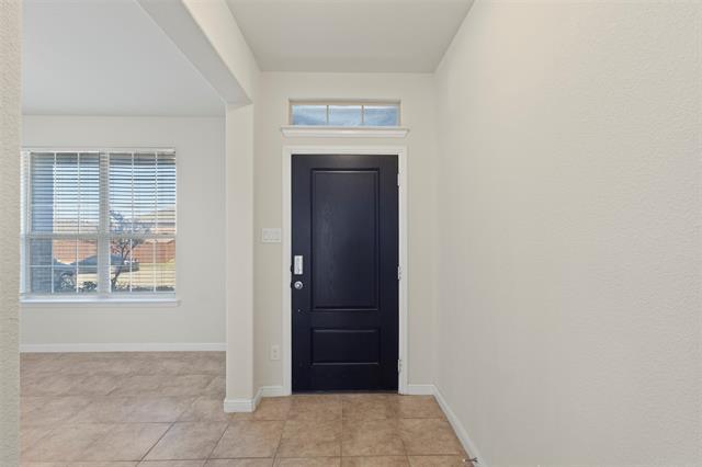 Foto del edificio - 9205 Nickel Creek Dr