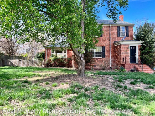 Building Photo - 3 br, 1.5 bath House - 6202 Dustin Drive