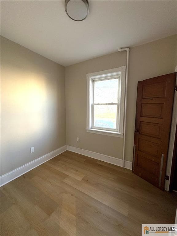 Building Photo - 402 Lawrence St