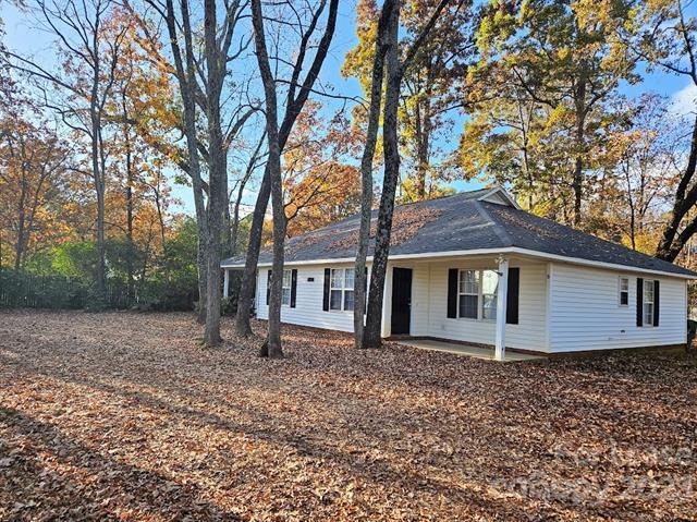 Primary Photo - 1205 Auten Rd
