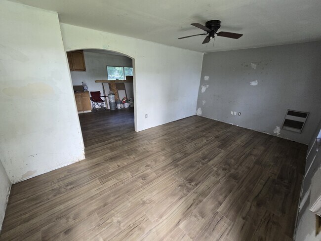 Foto del edificio - 122 3rd St SW